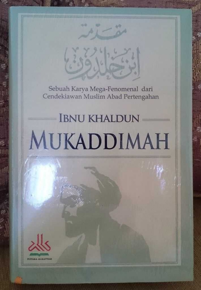 Buku Mukaddimah karya Ibnu Khaldun (sumber: eramuslim.com)
