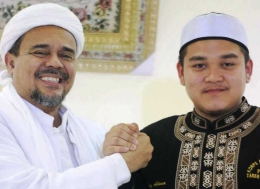 Penulis Bersama Habib Rizieq di Kediaman nya di Kota Mekkah (Dokumentasi Pribadi)