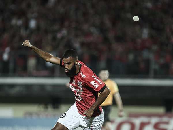 Comvalius saat membela Bali United (baliutd)