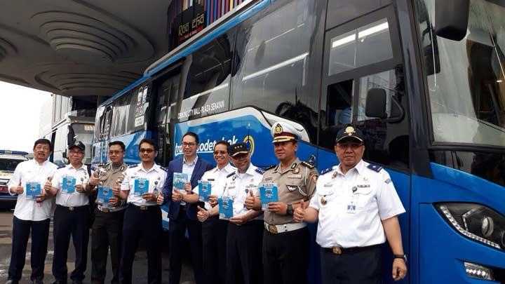 Peluncuran Bus TransJabodetabek Premium dari Mega Bekasi (ft. dok BPTJ)