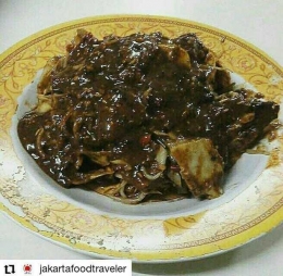 Rujak Cingur (sumber: Jakarta Food Traveler)