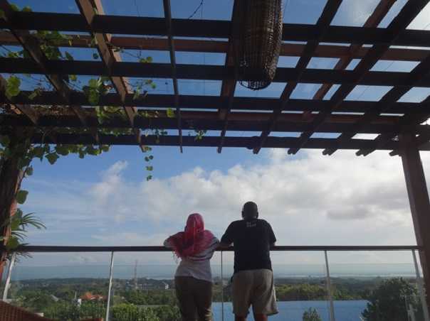 Pemandangan indah dari roof top yang tiada habisnya (Sumber: dokumen pribadi)