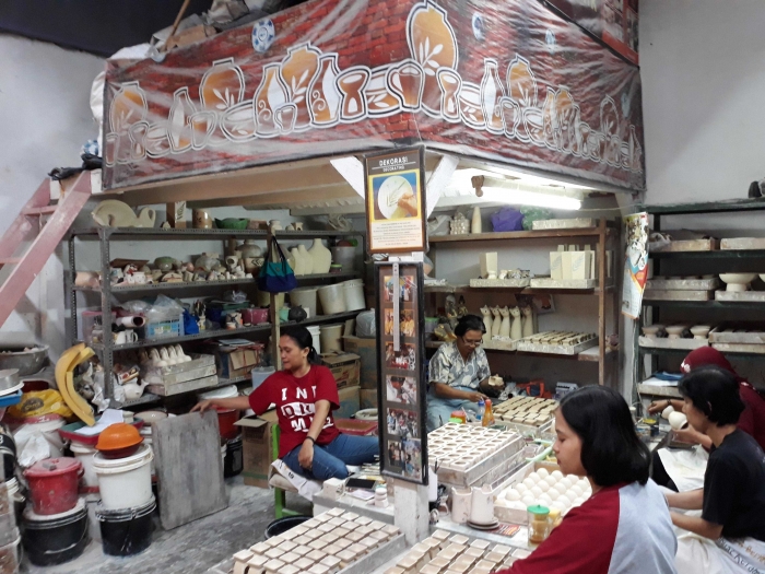 Menghidupkan Marwah Kampung Wisata Keramik Dinoyo oleh Mas Menghidupkan Marwah Kampung Wisata Keramik Dinoyo oleh Mas