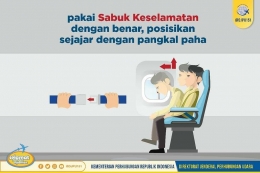 Menggunakan seat belt (sumber: instagram.com/djpu151)