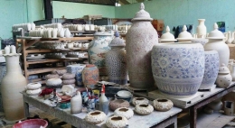 Produk-produk keramik H. Samsul Arifin/Sumber: Foto kiriman Pak Syamsul