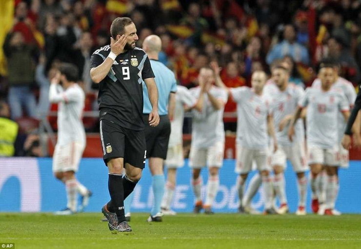 Higuain, Argentina saat dikalahkan Spanyol I Gambar :fulltime