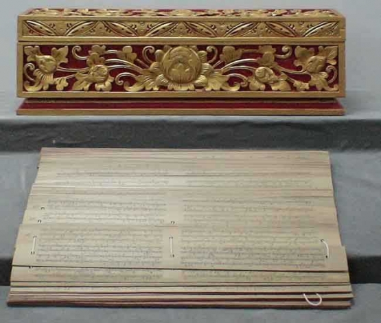 Kitab Negara Kertagama (Gambar bunga911.blogspot.com)