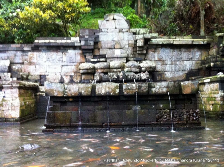 Tirta Jolotundo (Gambar Sekar Rinonce)