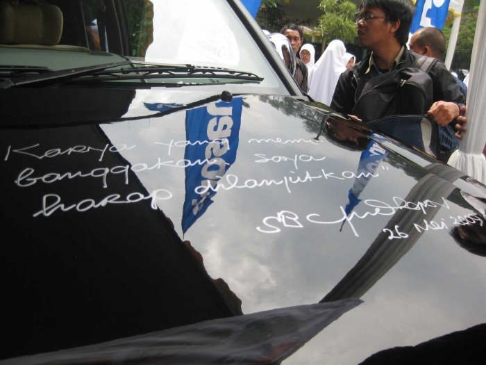 Menelusuri Silsilah Mobil Esemka Garuda 1 oleh Yosep Menelusuri Silsilah Mobil Esemka Garuda 1 oleh Yosep