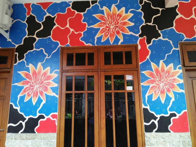 Rumah warga berhias batik Malangan