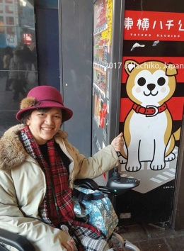 Dokumen pribadi  Aku dengan Hachiko kecil, di salah satu sudut Hachiko Square