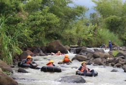 Ngaprak River Wanayasa. Foto: Dokumentasi IG @ngaprakriver