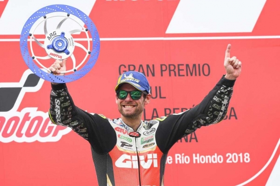 inilah juara seri argentina .. pialanya lucu (dok.motogp.com)