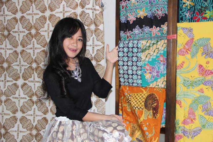 Batik Tangsel (sumber: Gapey)