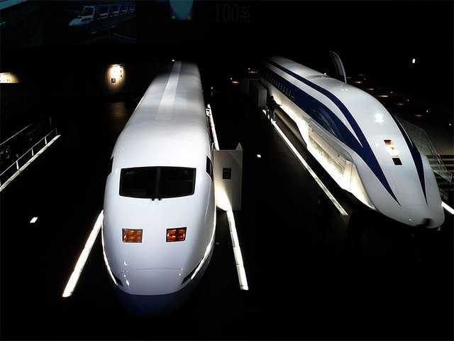 Kereta MagLev (Dokumentasi Pribadi)