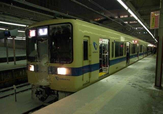 Kereta Komuter Odakyu Line di musim salju (Dokumentasi Pribadi)