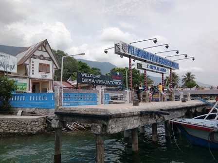 Pelabuhan Penyeberangan Tomok (Dokpri)