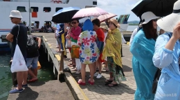 Turis China di pelabuhan Likupang (dokpri)