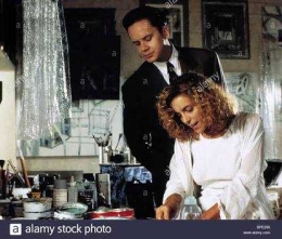 Tim Robbins dan Gretta Sacchi di film The Player (1992)