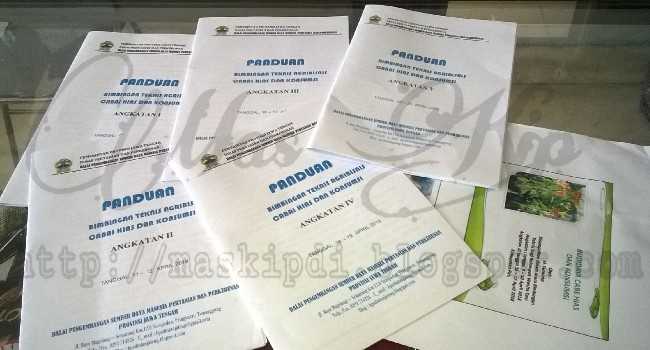 Materi dan panduan sebagai pegangan peserta bimtek dengan harapan peserta mampu untuk budidaya cabe Malehnong. Sumber | Galeri pribadi.