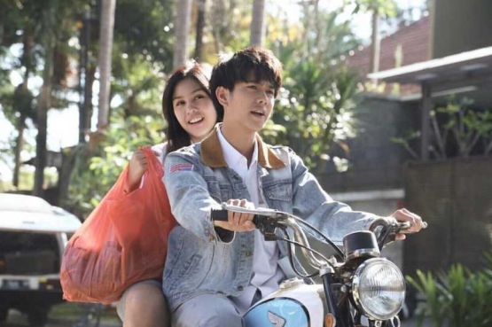 Film Dilan 1990 | BookMyShow