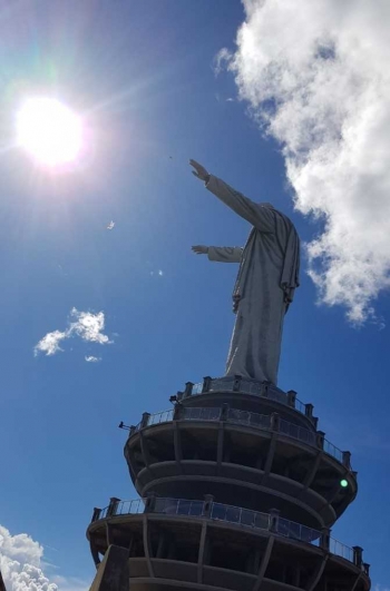 Buntu Burake Wisata Religi Hadirkan Patung Yesus Bernuansa Buntu Burake Wisata Religi Hadirkan Patung Yesus Bernuansa