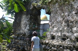 Benteng Nostra Senora del Rosario di Ternate (kini disebut benteng Kastela). Katanya pernah diambil alih oleh Kesultanan Ternate dan dialihfungsikan dari markas Portugis menjadi istana/kedaton. | Foto oleh IVANA FRISILIA