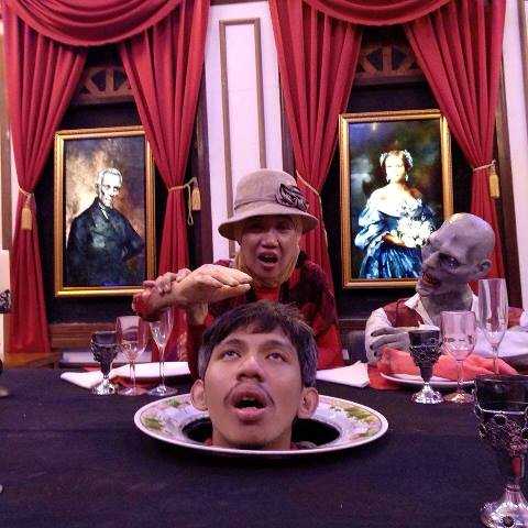 ruang makan vampire