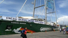 Rainbow Warrior yang singgah di Tanjung Priok APril 2018 merupakan kapal yang ketiga. (dok,windhu)