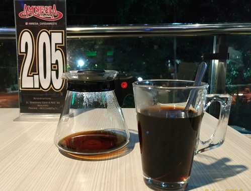 kopi-dampit-aeropress-5ae6c243f133443e572d9ef4.jpg