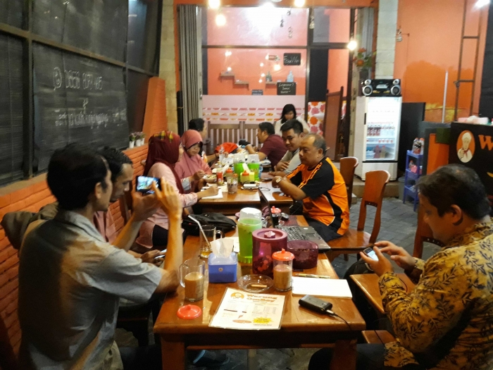 Kopdar bersama Bolang di Warung OmBoy|Dok. Pribadi