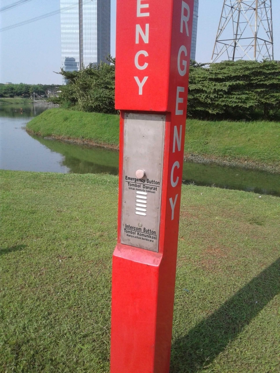 panic button yang terletak di sekitar downtown lake dan terhubung dengan ascc (sumber: dokumentasi pribadi)