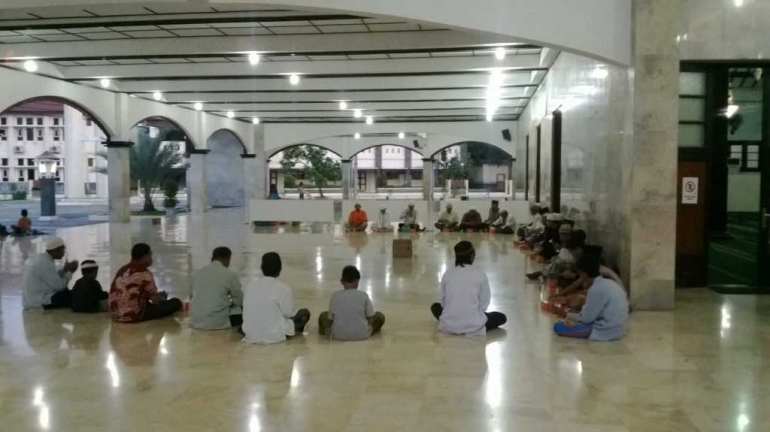 Buka Puasa Bersama di Masjid Agung Indramayu (Dok. Didno)
