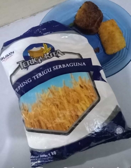 Deskripsi : Terigu Kita dapat digunakan untuk membuat kue dan gorengan I Sumber Foto : dokpri