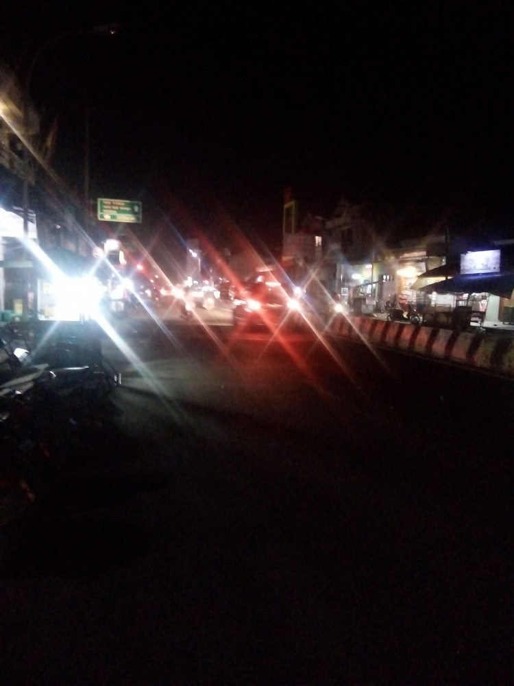 Dokumen Pribadi: Jalan Raya Karangampel