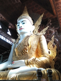 Ngahtatgyi Buddha Temple (dok. pribadi)
