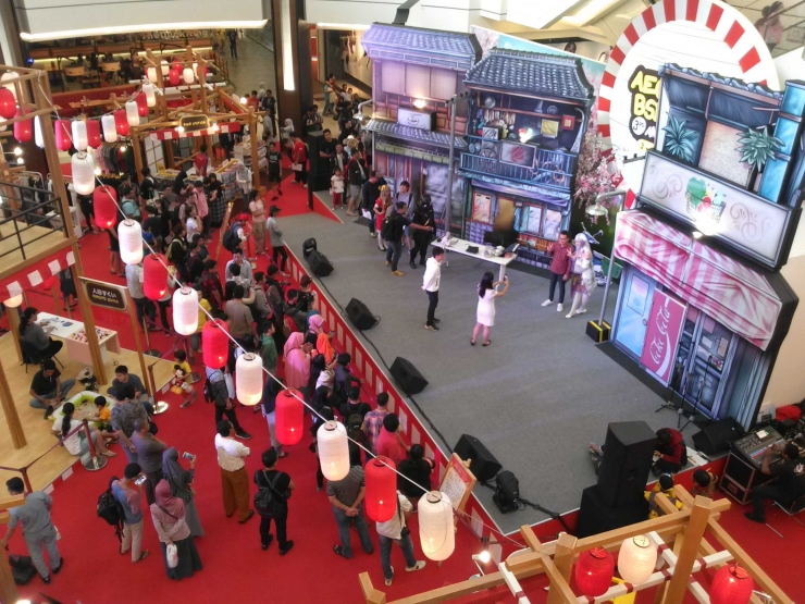 suasana atrium Aeon Mall BSD City