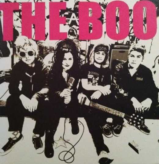 The Boo, band yang terdiri dari Billy Joe dan Istri serta kedua putera mereka (image the boo)