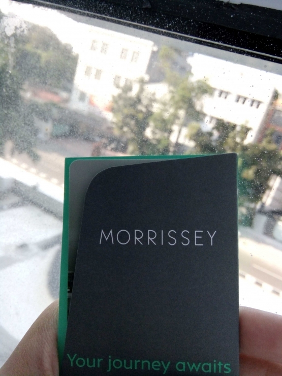Untuk masuk dan keluar hote,Morrissey menggunakan akses. (dokpri)