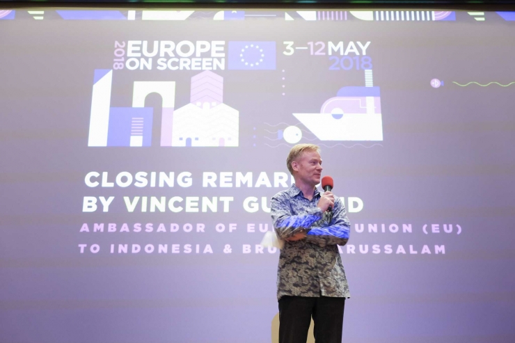Vincent Guerend, Duta Besar Uni Eropa untuk Indonesia dan Brunei Darussalam saat menyampaikan sambutan penutup dalam malam penutupan Europe on Screen 2018 (dok. Europe on Screen)
