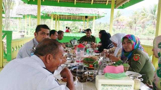 berbuka puasa bersama /dokumentasi pribadi