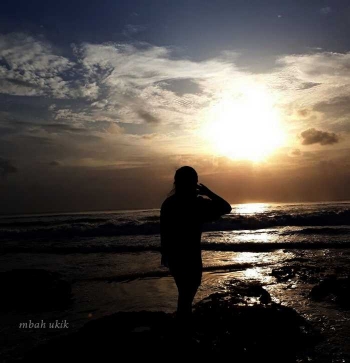 Di Mana Pun Matahari Terbit Dan Terbenam Sungguh Indah Di Mana Pun Matahari Terbit Dan Terbenam Sungguh Indah