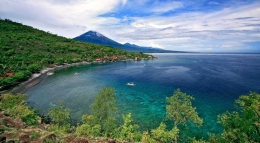 Pantai Amed Bali (thingstodoinbali.com)