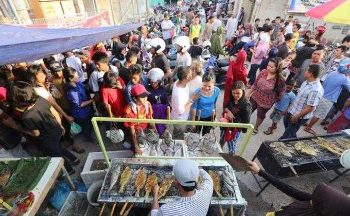 Suasana Pasar Ramadan di Tanjunguma, Batam. | Dokumentasi Tribun Batam.