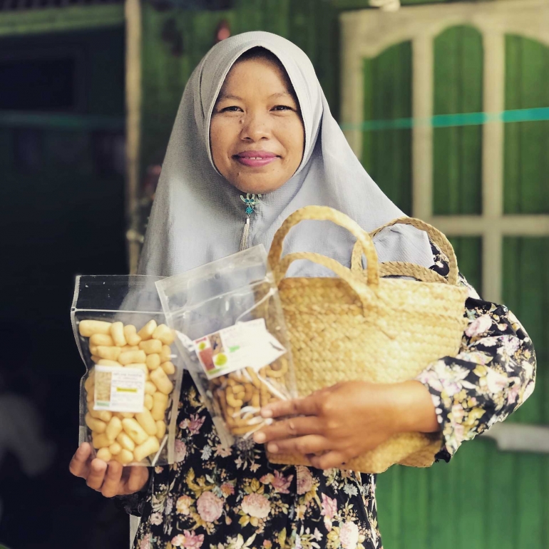 Ibu Adawiyah (foto milik @motulz)