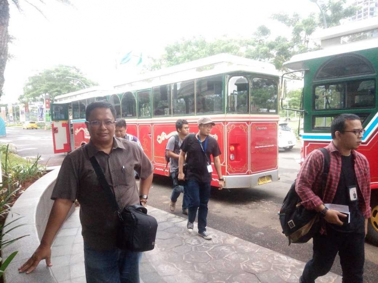 Bergaya di Depan Sutera Loop (dok. pribadi)