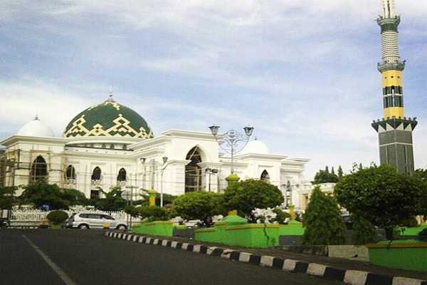 Mesjid agung Darussalam saat ini/dokumentasi pribadi