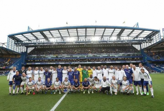 Foto bersama Chelsea Legends & Inter Forever (Foto: Twitter @inter_id)
