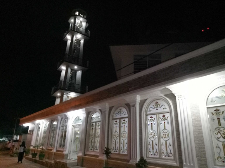 Masjid Jami Tunggal Bakti (Sumber : dok.pribadi)