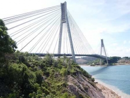 Jembatan Barelang (Dokumentasi Pribadi)